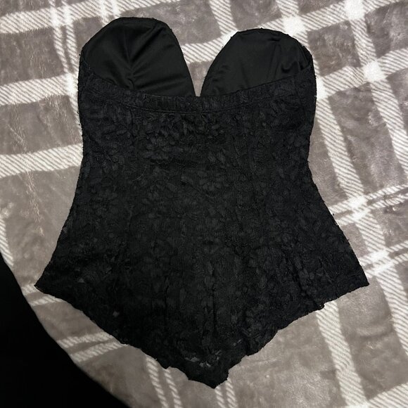 NEW 2-Piece Black Strapless Top Bundle – Peplum & Lace Bustier - Picture 7 of 7